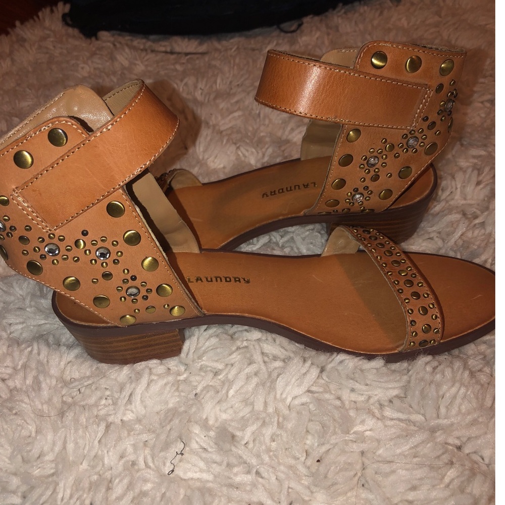 Chinese Laundry Sandals